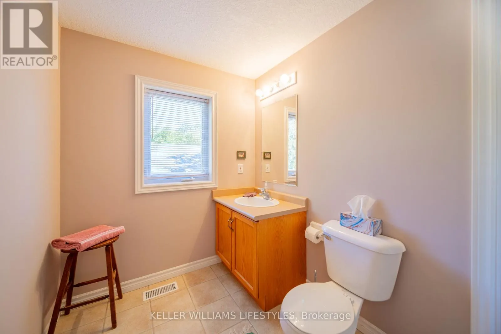 13 DUCHARME CRESCENT