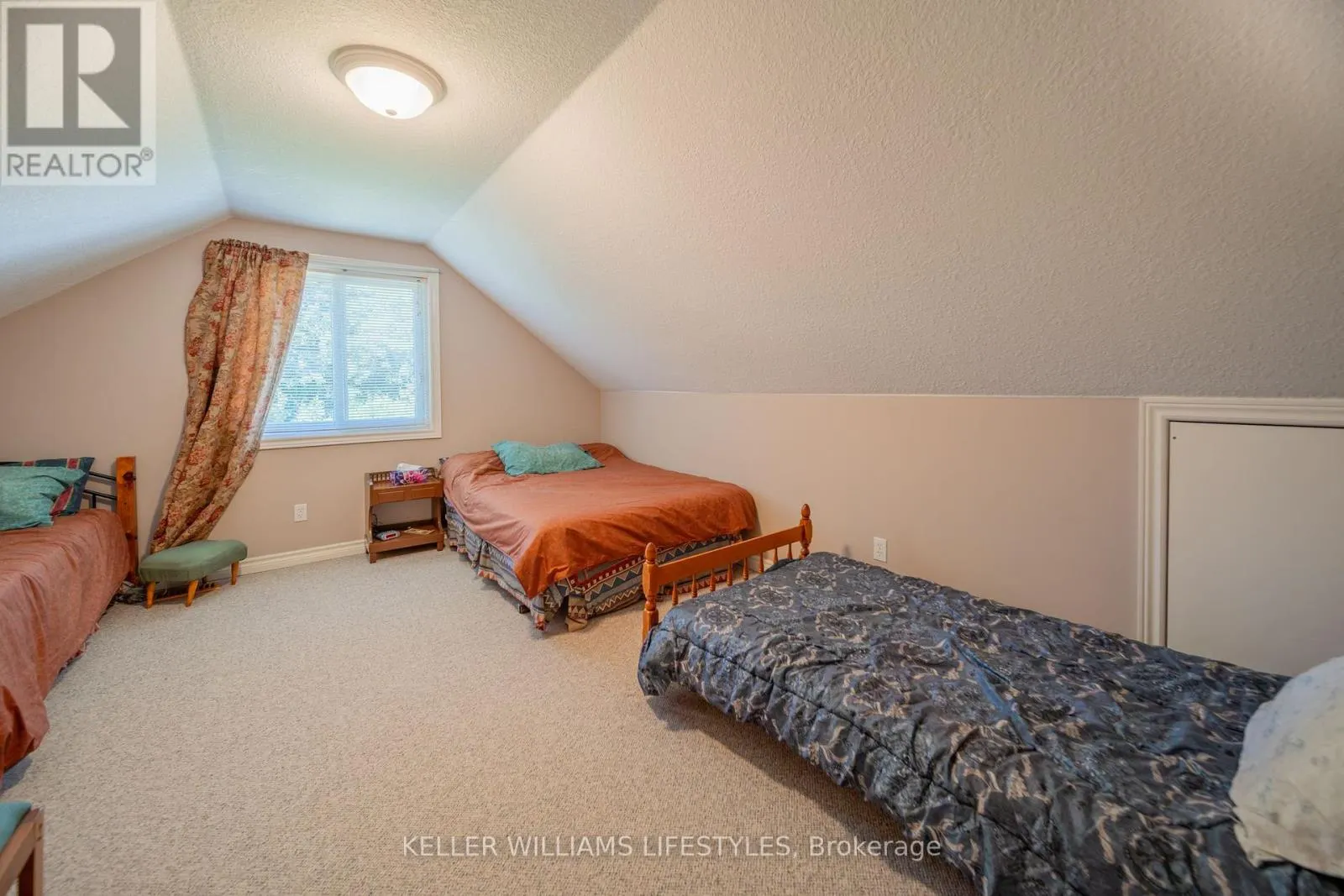 13 DUCHARME CRESCENT