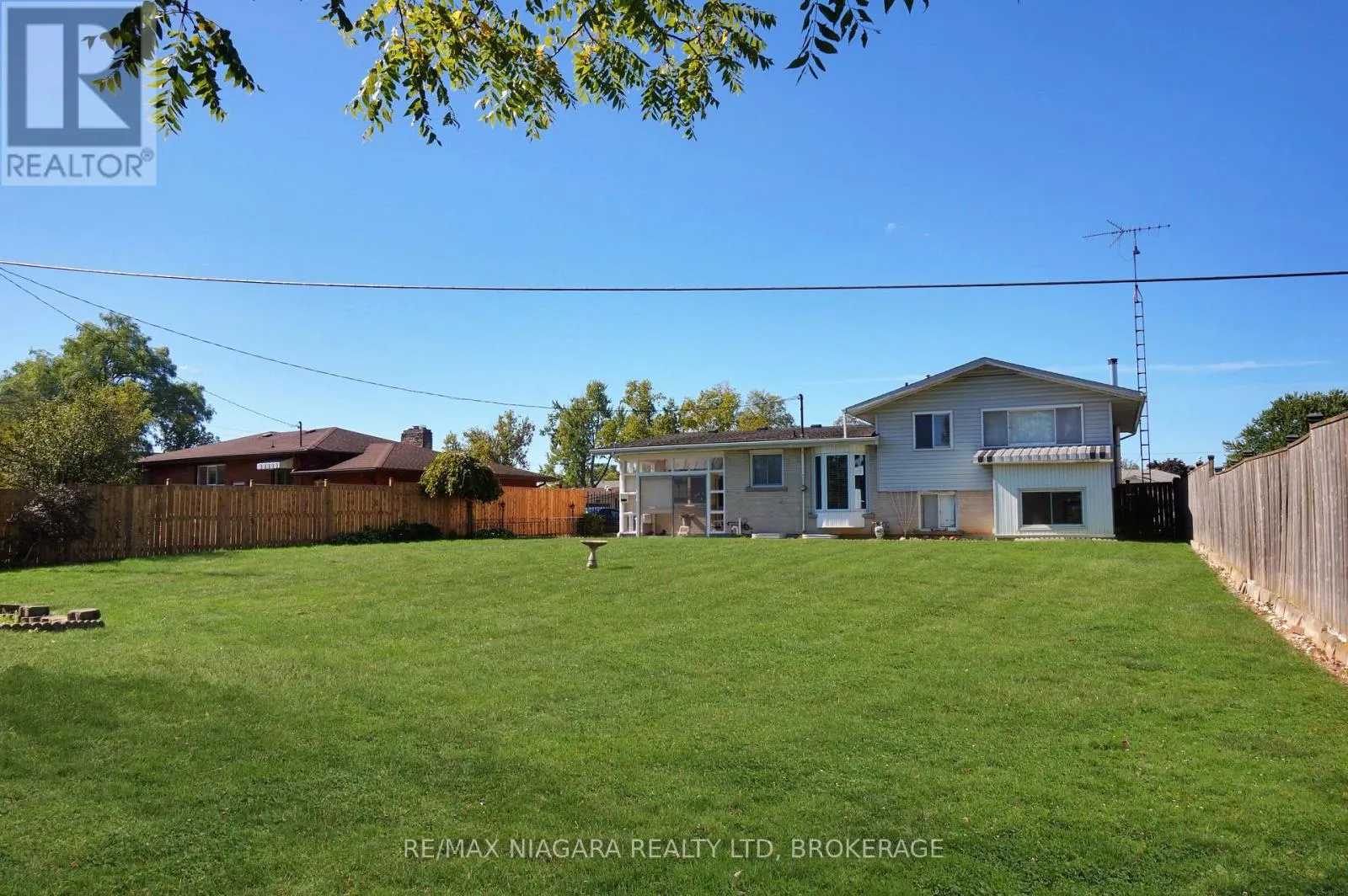 8824 CHAMPLAIN DRIVE