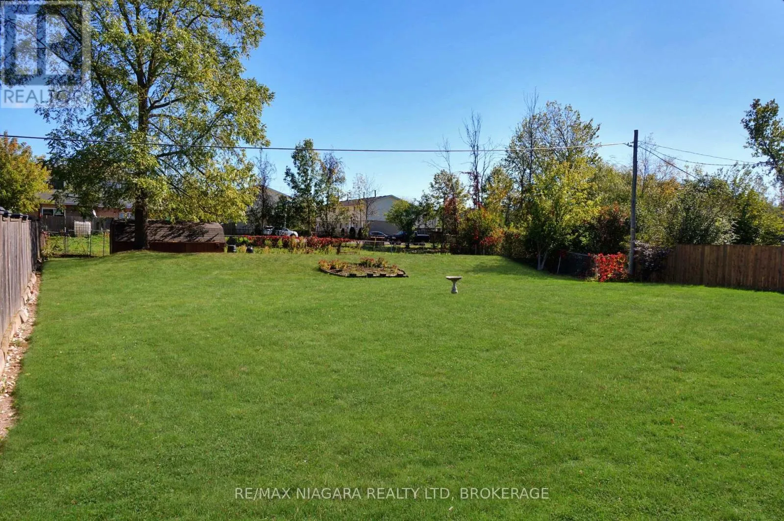 8824 CHAMPLAIN DRIVE