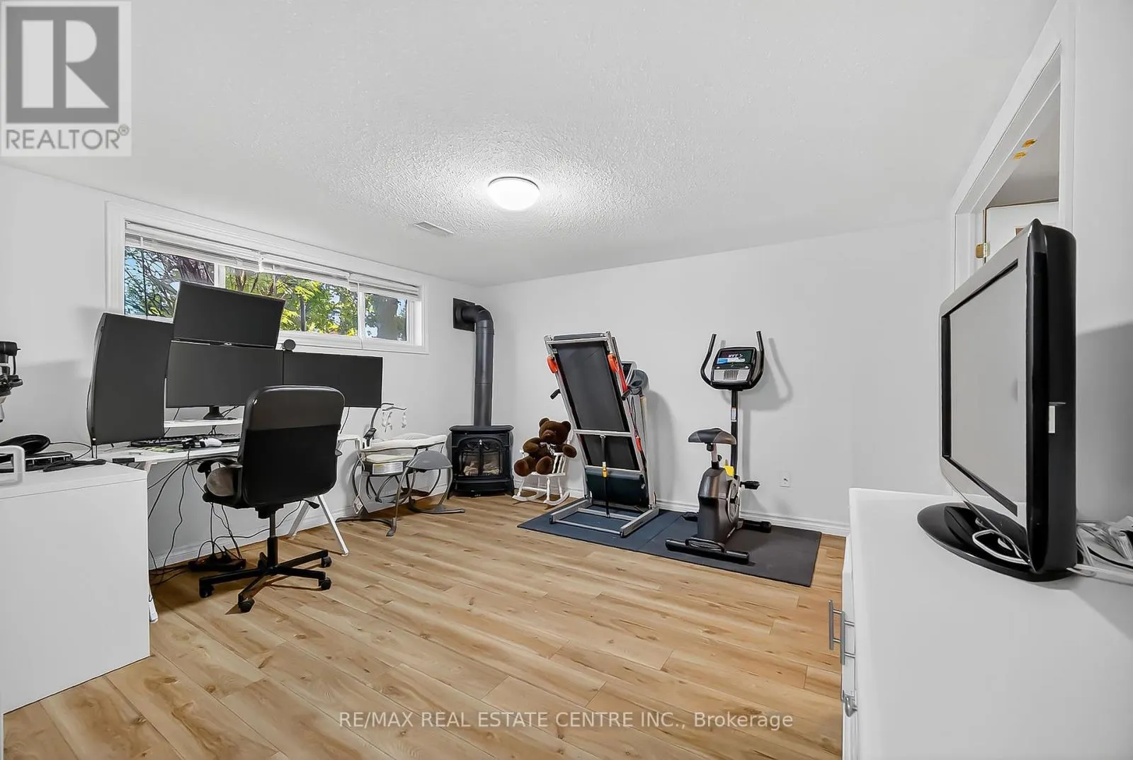 1131 PEARSON DRIVE