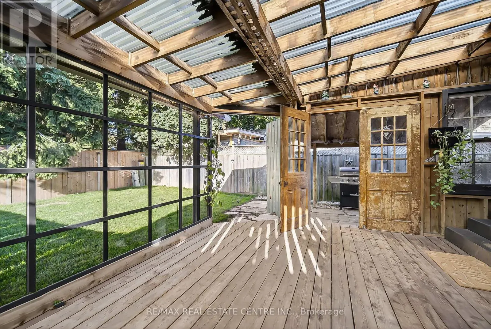 1131 PEARSON DRIVE
