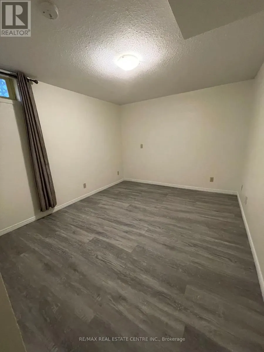 BASEMENT - 129 KORTRIGHT DRIVE W