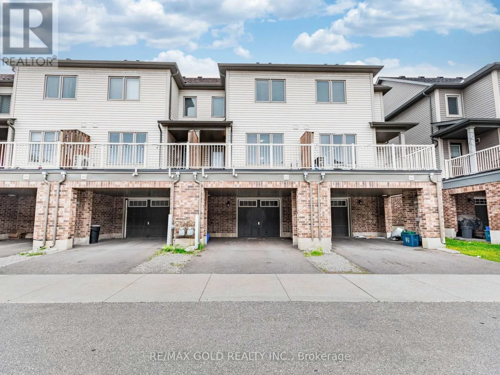 436 LINDEN DRIVE