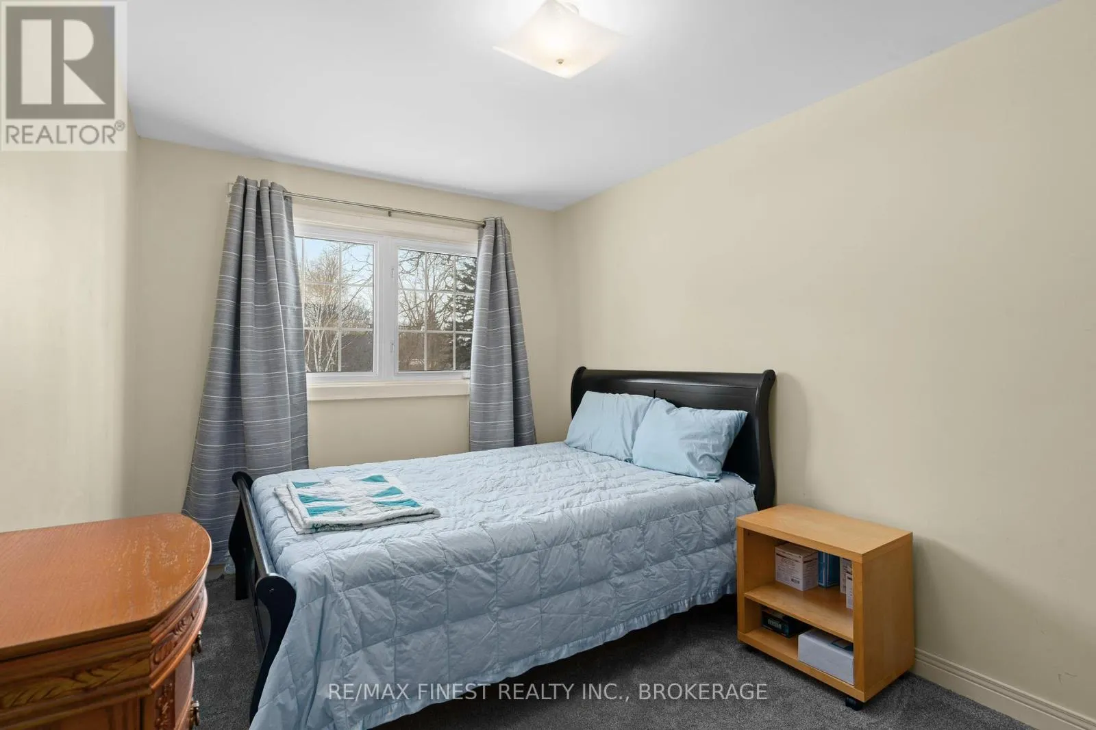 15 EDGEWOOD DRIVE