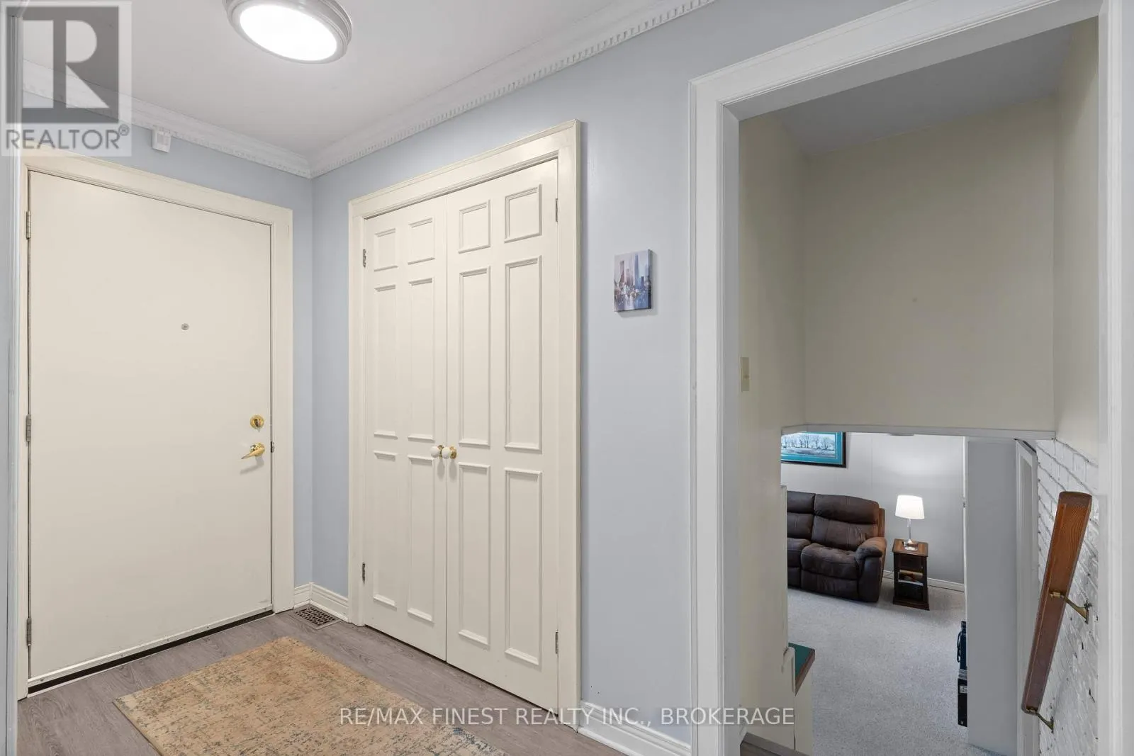 15 EDGEWOOD DRIVE