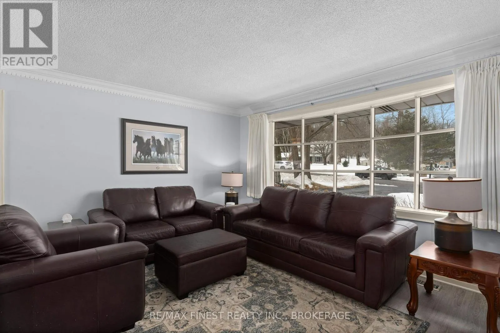 15 EDGEWOOD DRIVE