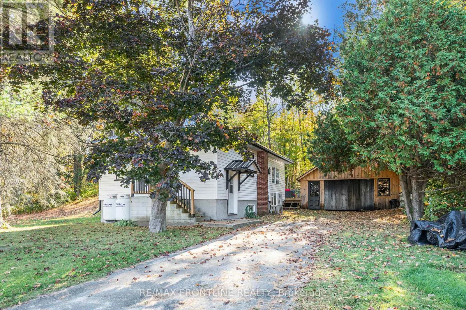 22053 HWY 7