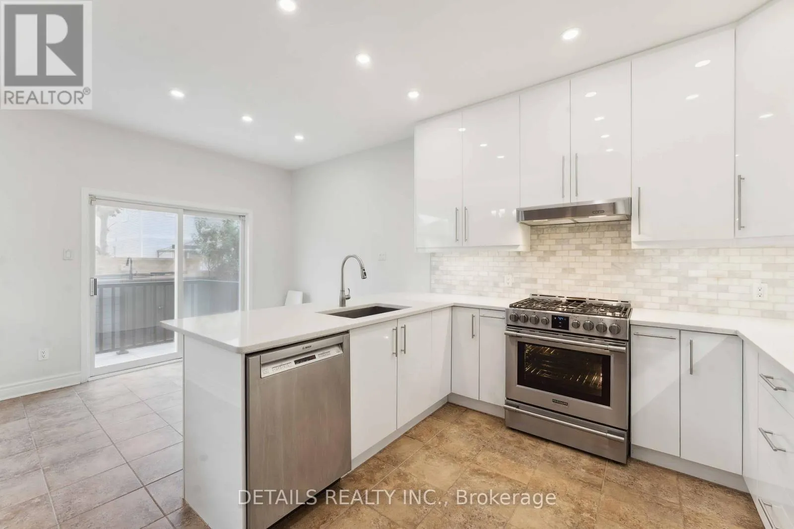 85 CALAVERAS AVENUE