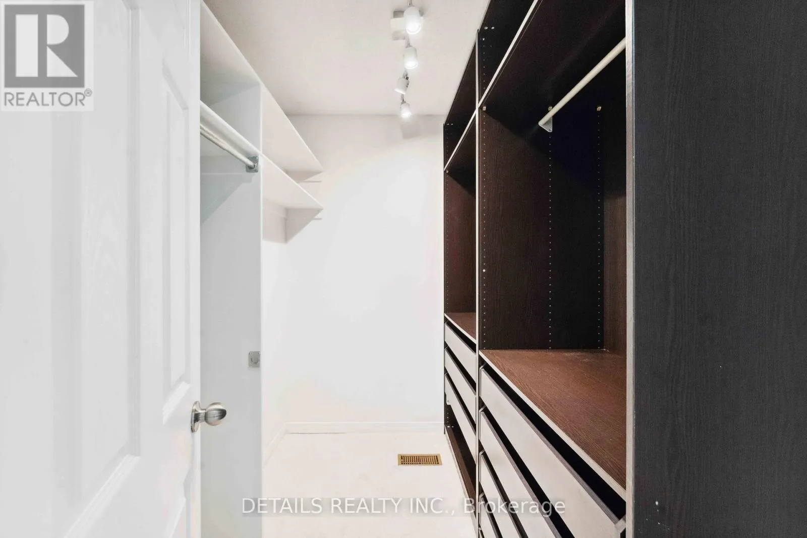 85 CALAVERAS AVENUE