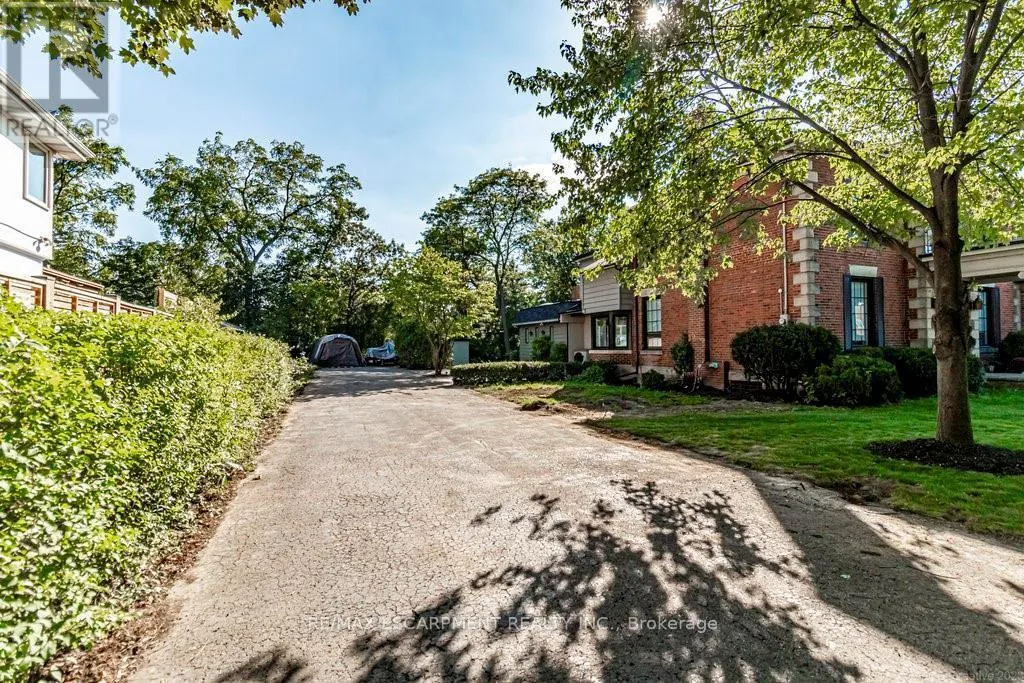 182 CONCESSION STREET