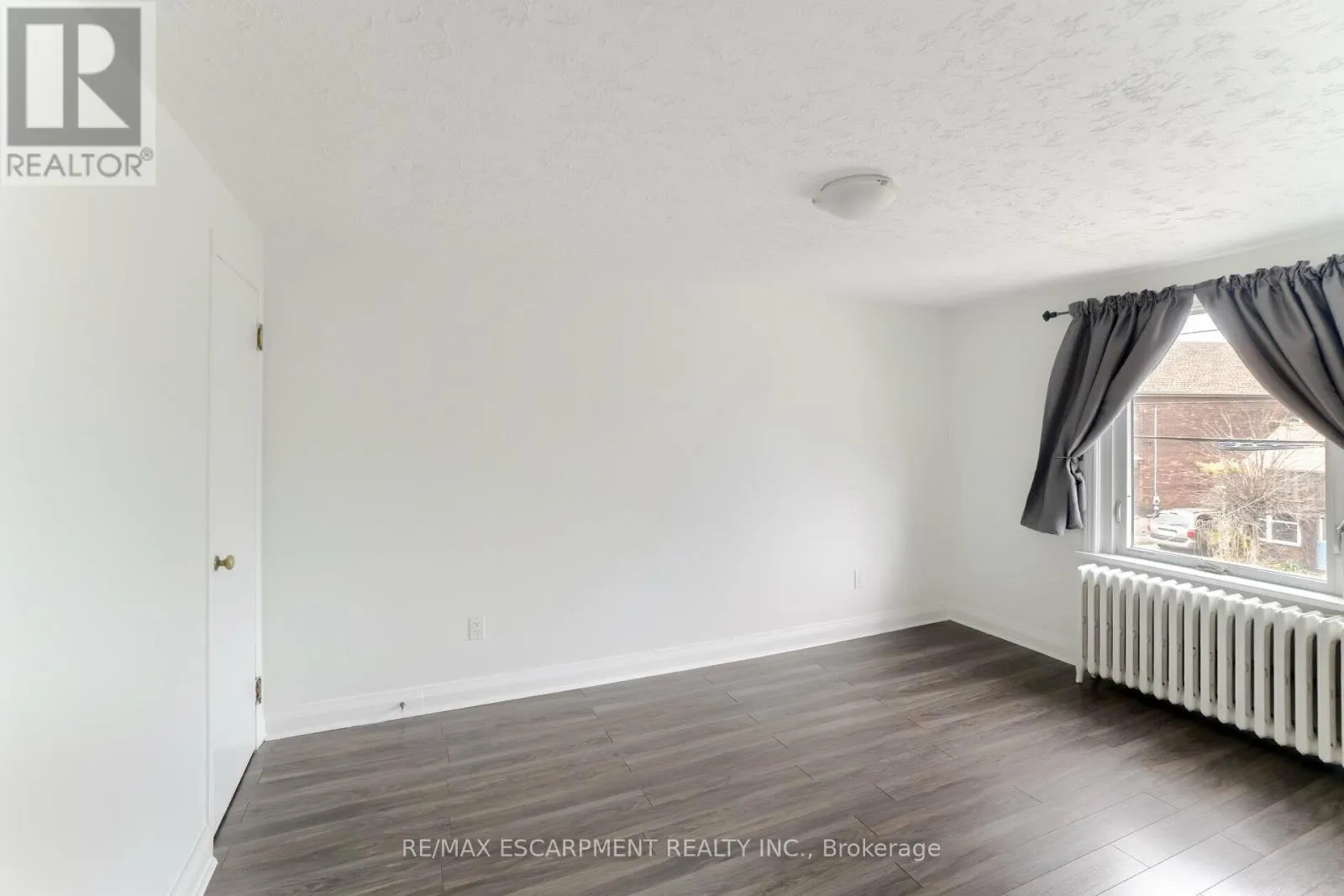 160 WELLAND AVENUE