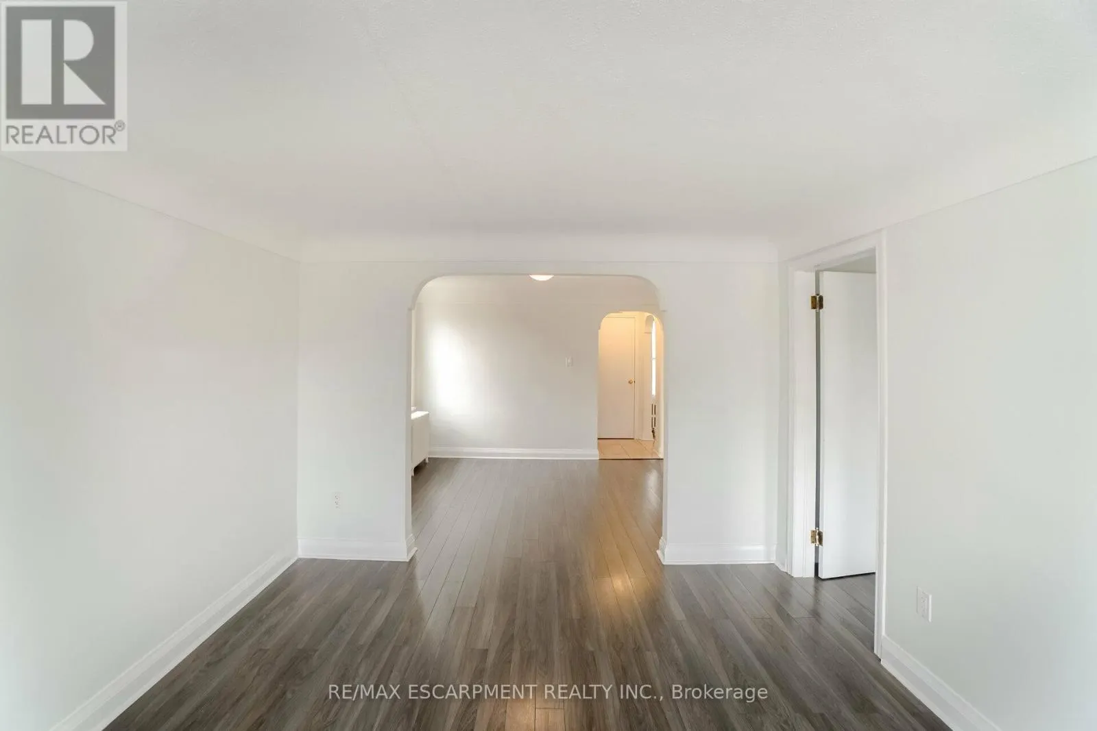 160 WELLAND AVENUE