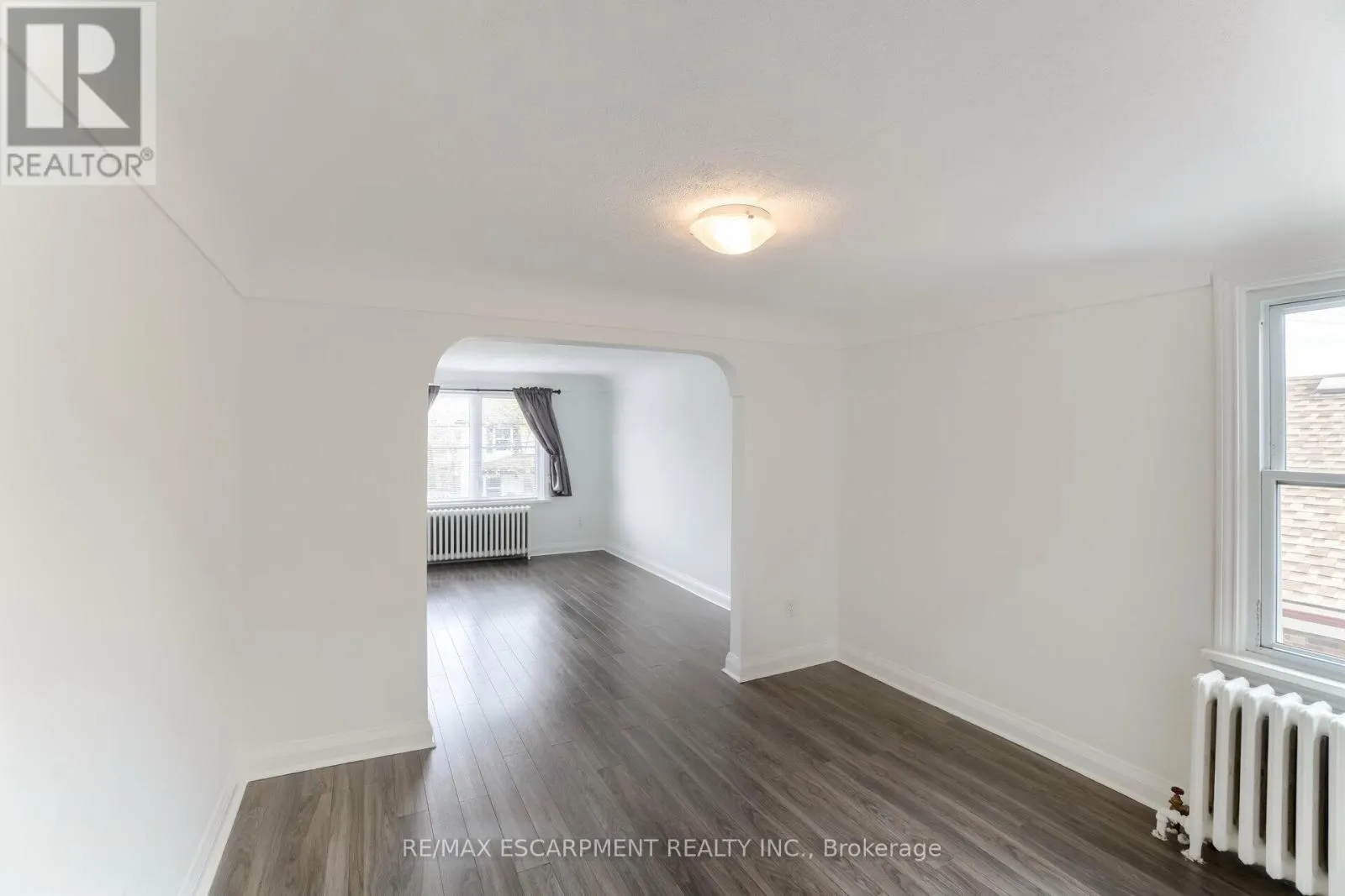 160 WELLAND AVENUE