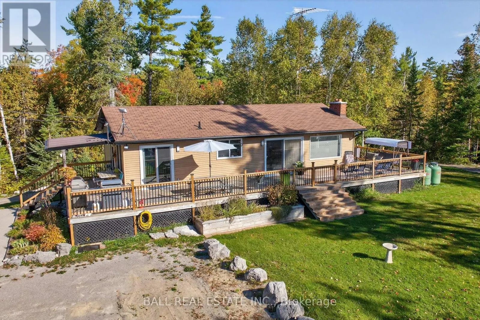 1352 COUNTY RD 49 ROAD
