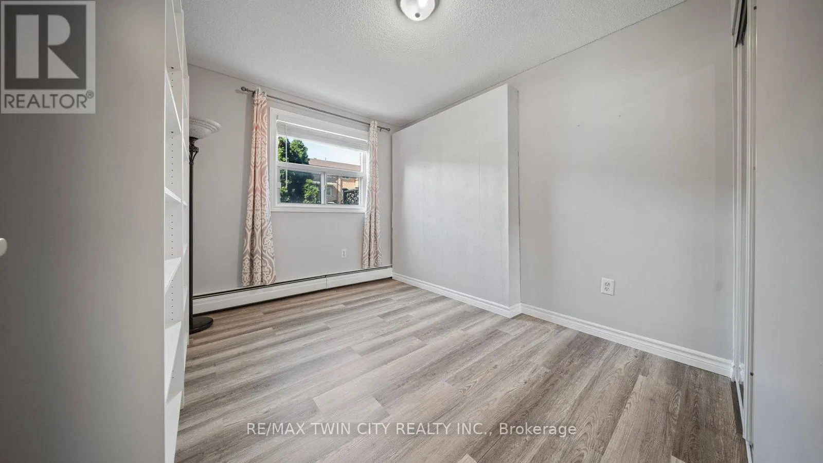 101 - 640 GREY STREET