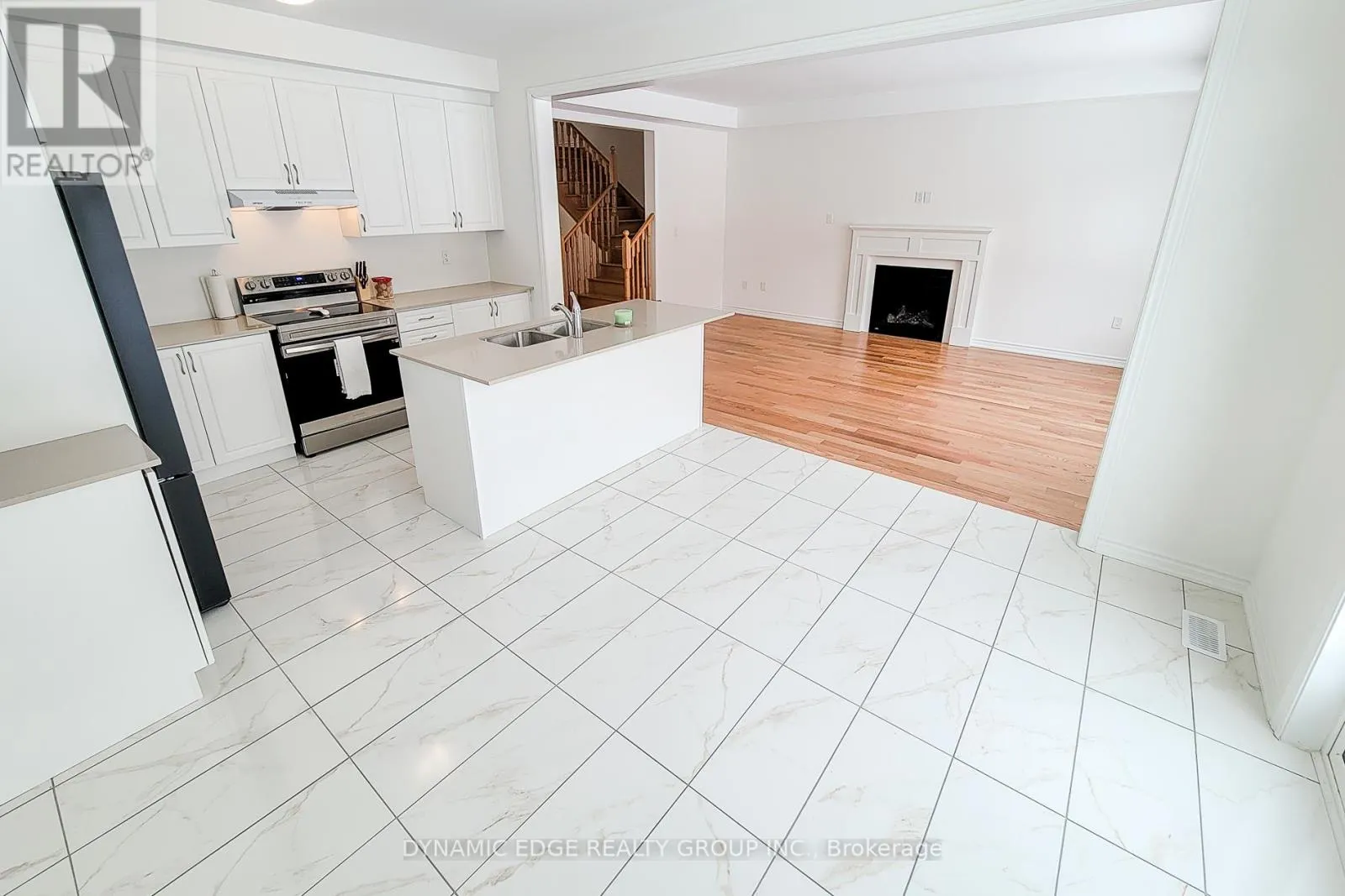 139 HENSHAW DRIVE