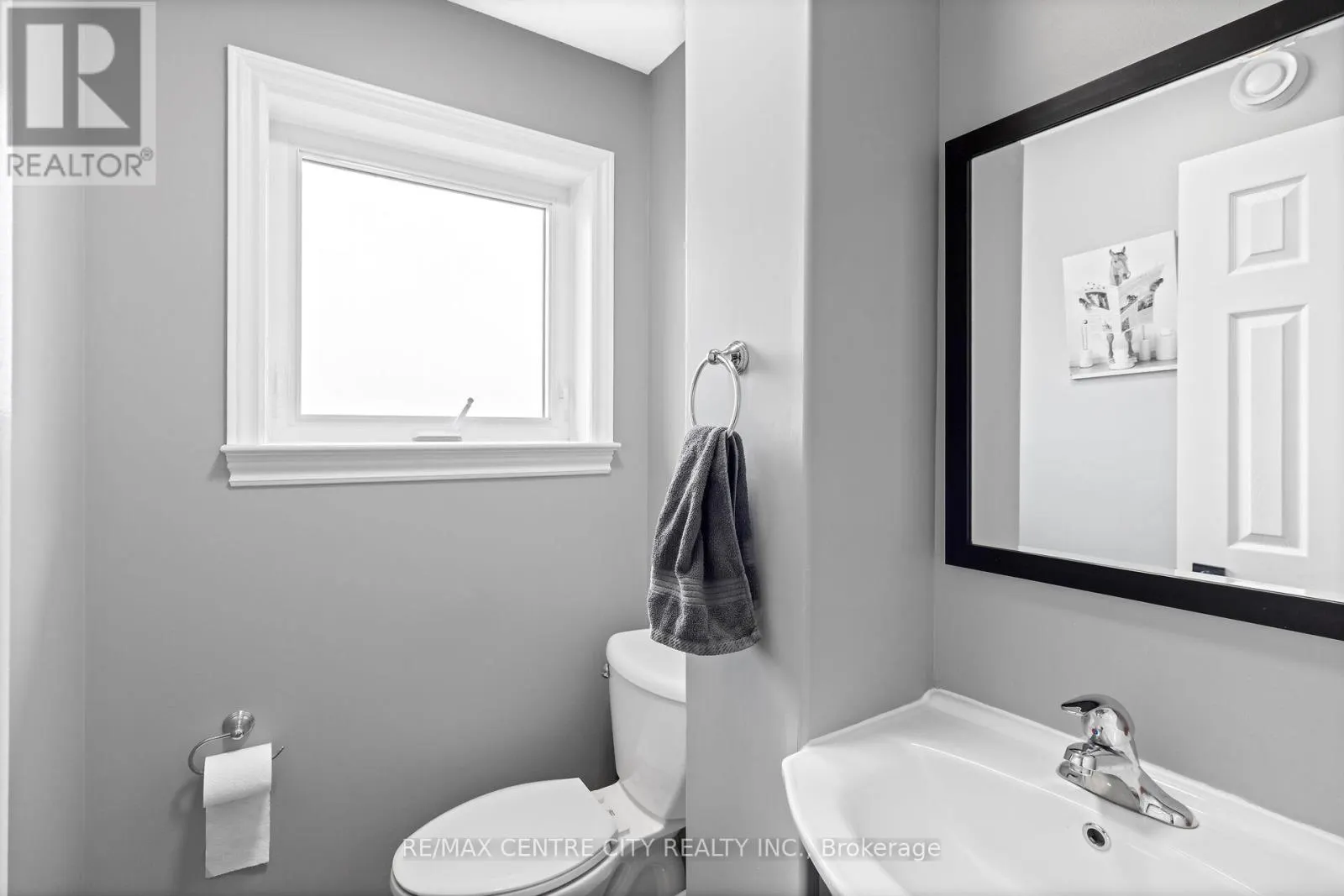 1041 BRUCE ROAD 23