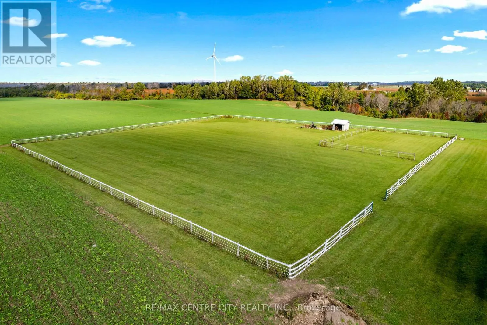 1041 BRUCE ROAD 23