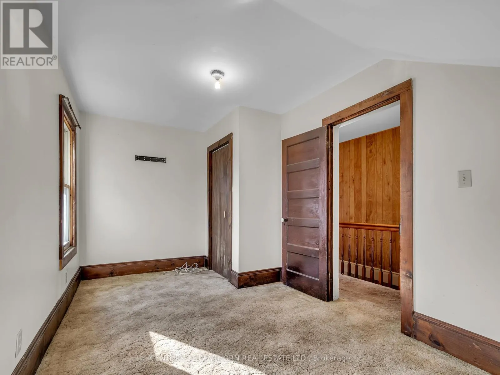 49 CONSECON STREET E