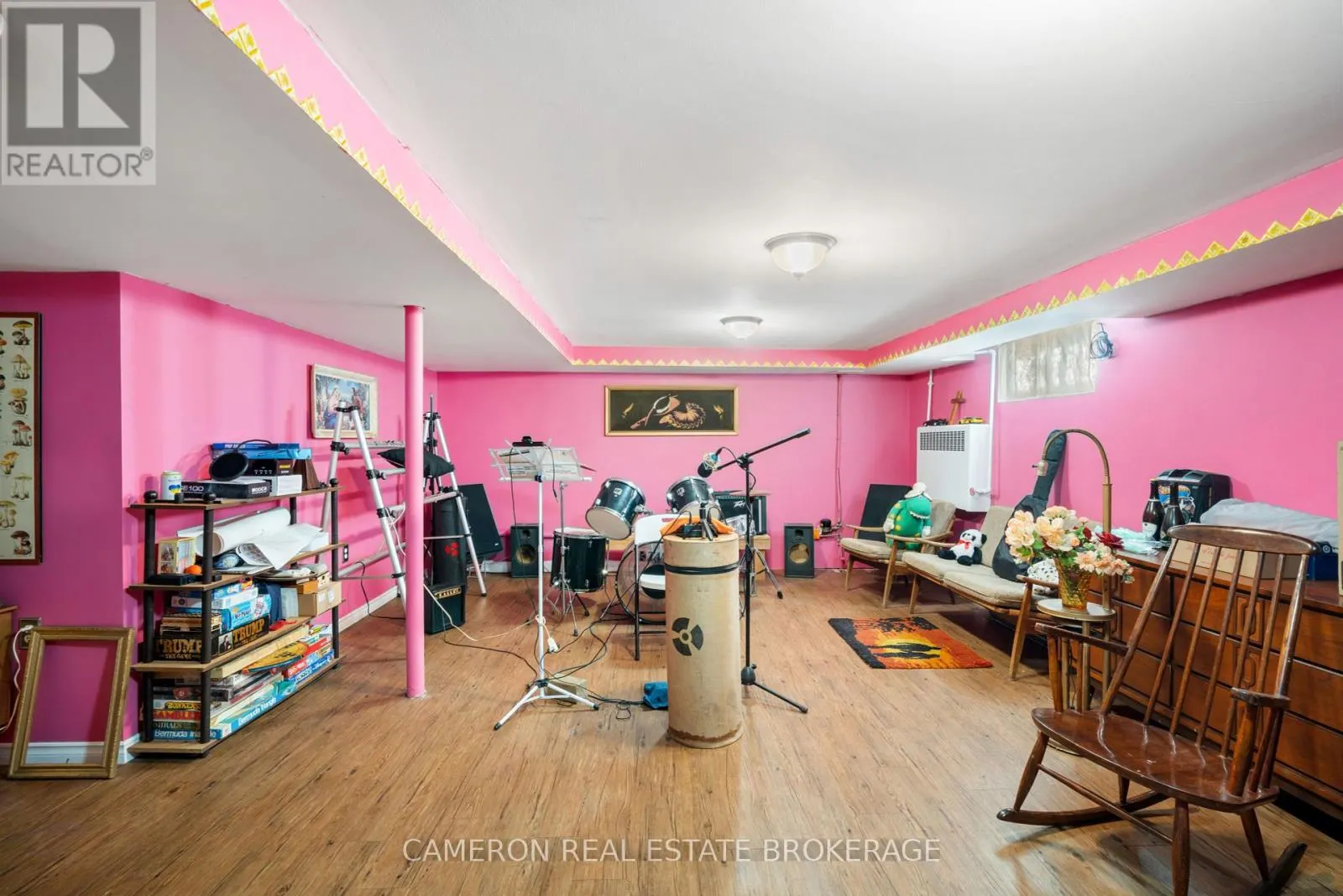 511 ST FELIX STREET