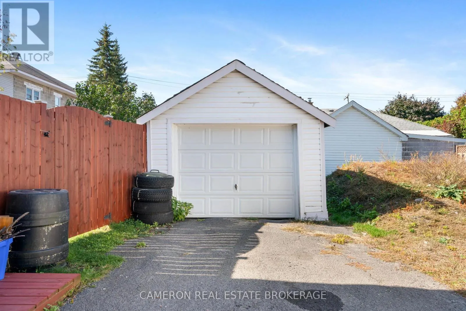 511 ST FELIX STREET