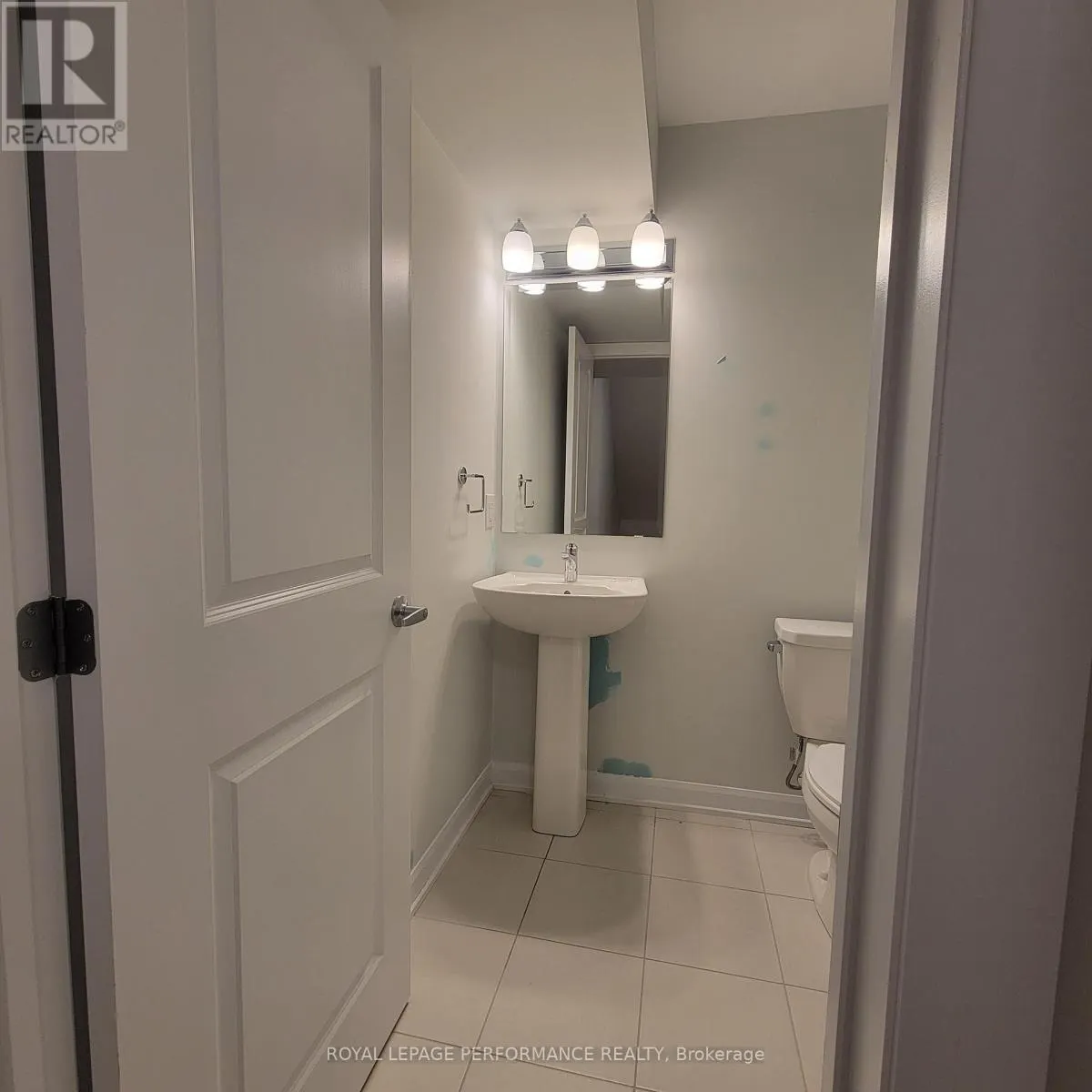 807 ARCADIAN PRIVATE