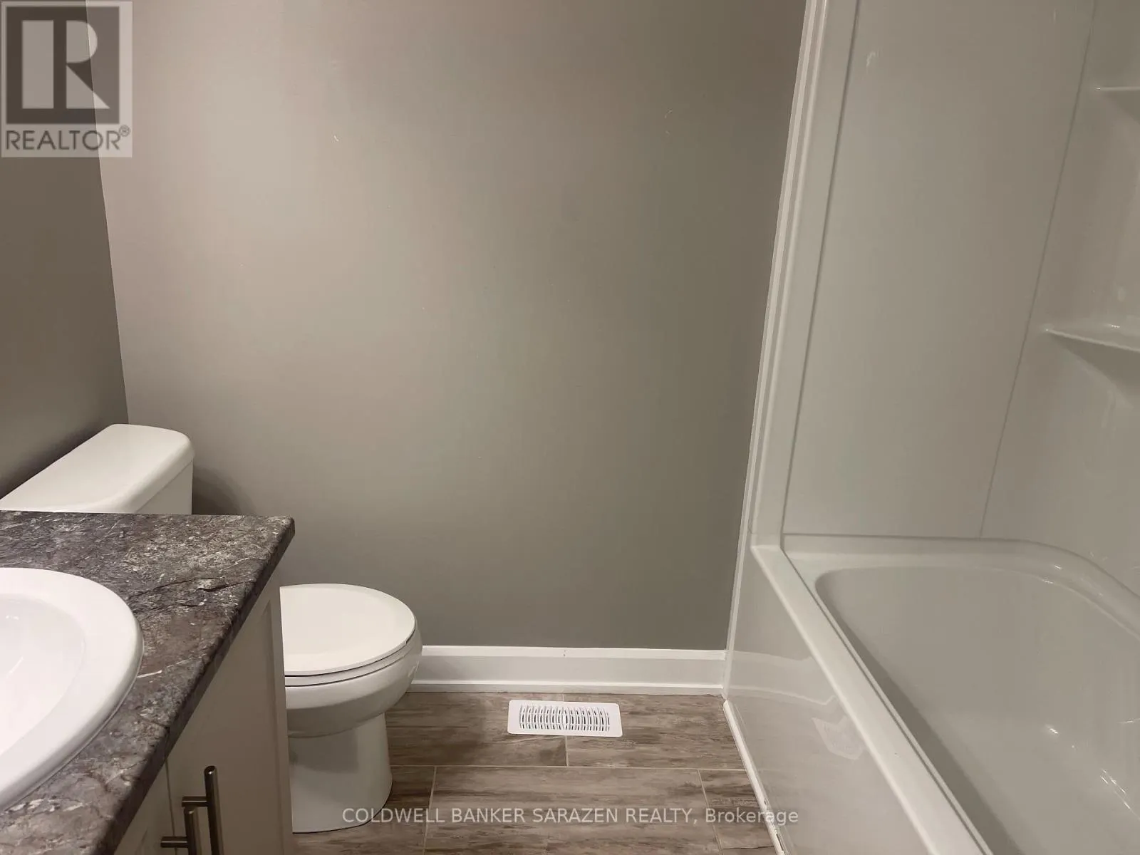 64 VIMY RIDGE CRESCENT