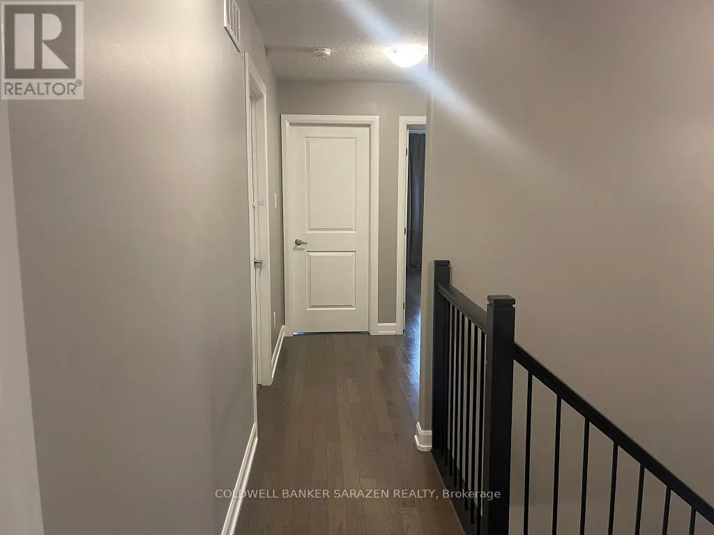 64 VIMY RIDGE CRESCENT