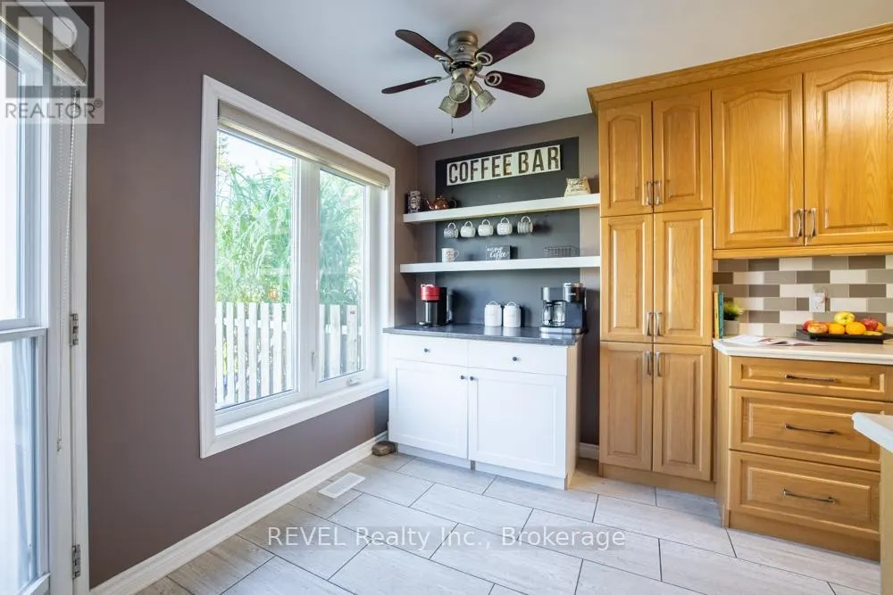 3 - 5070 DRUMMOND ROAD, #3