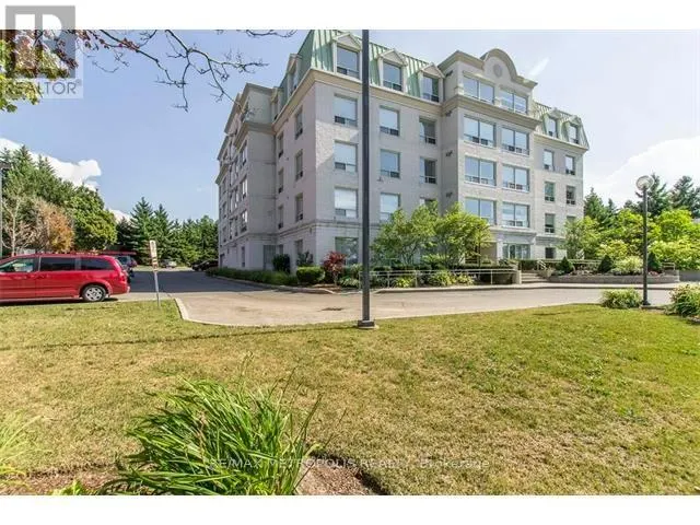 305 - 405 ERB STREET W