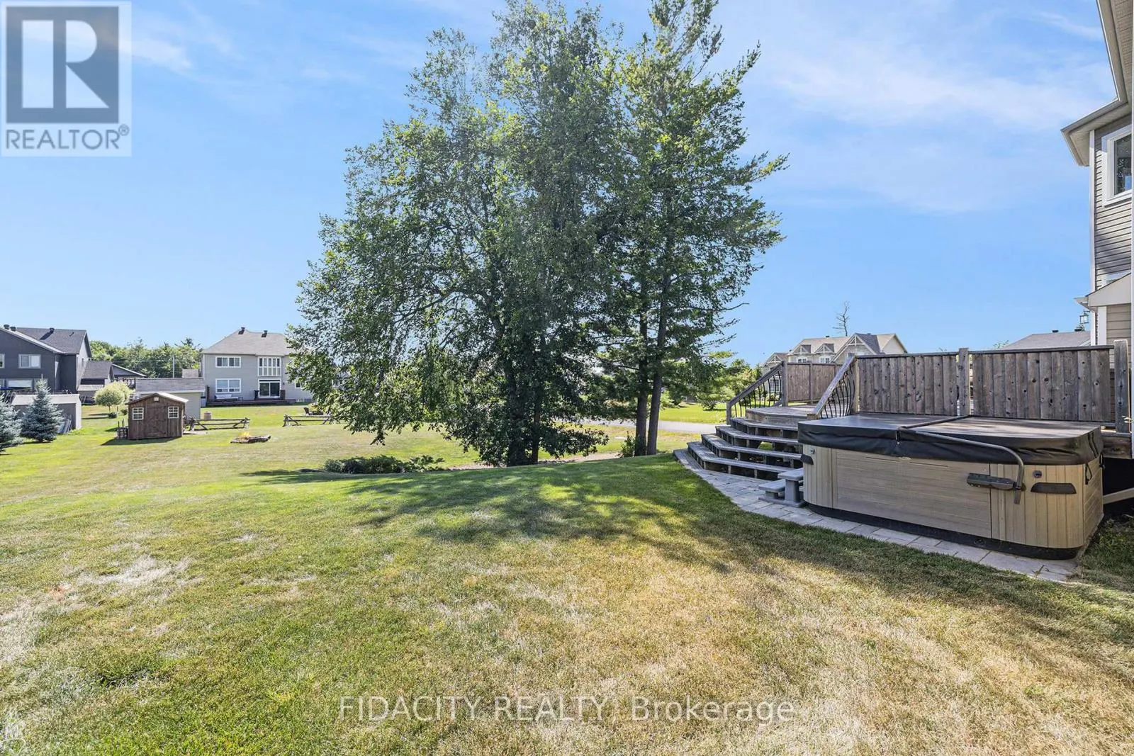 72 WHITE TAIL DRIVE