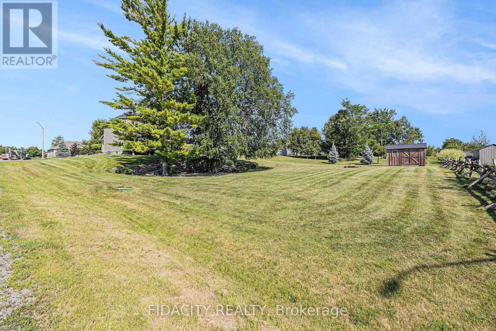 72 WHITE TAIL DRIVE