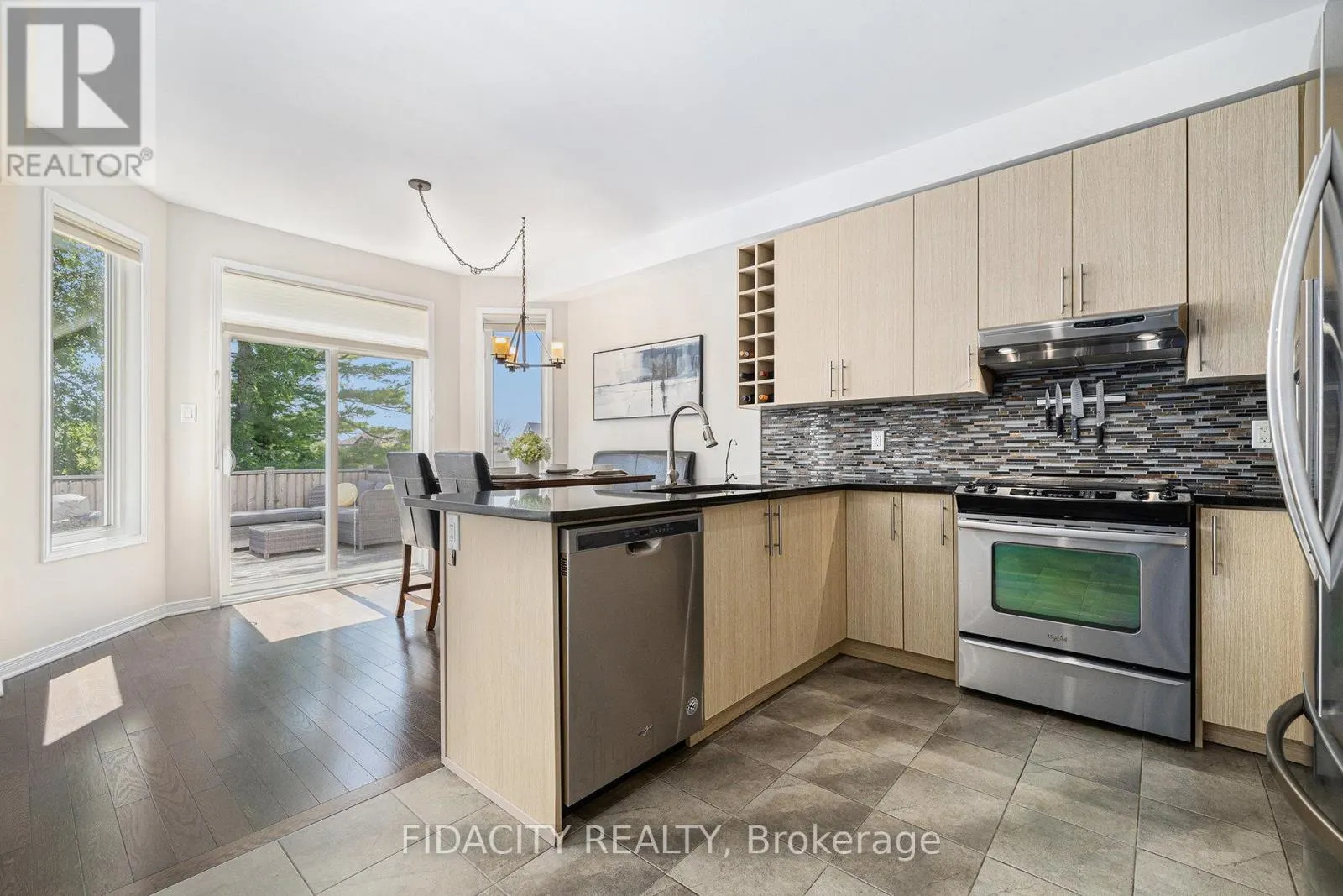 72 WHITE TAIL DRIVE