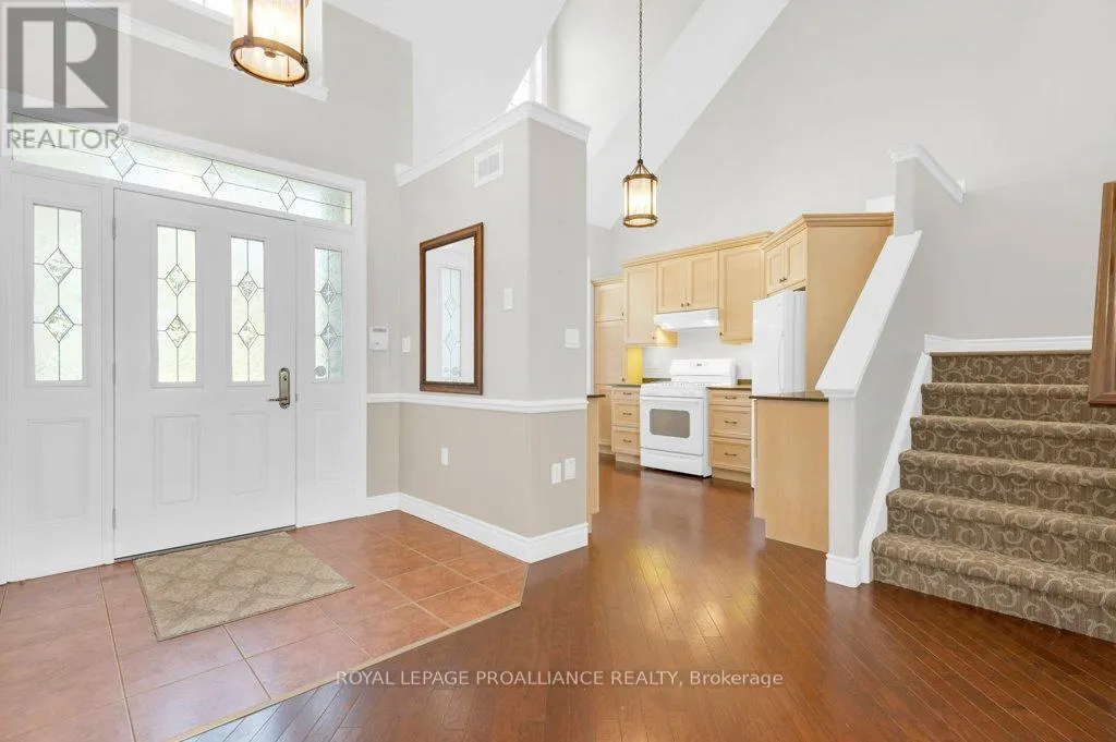 22 GRACEFIELD LANE
