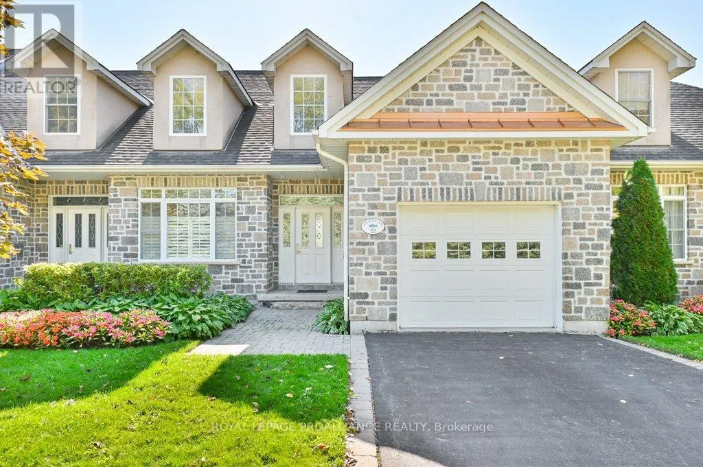 22 GRACEFIELD LANE