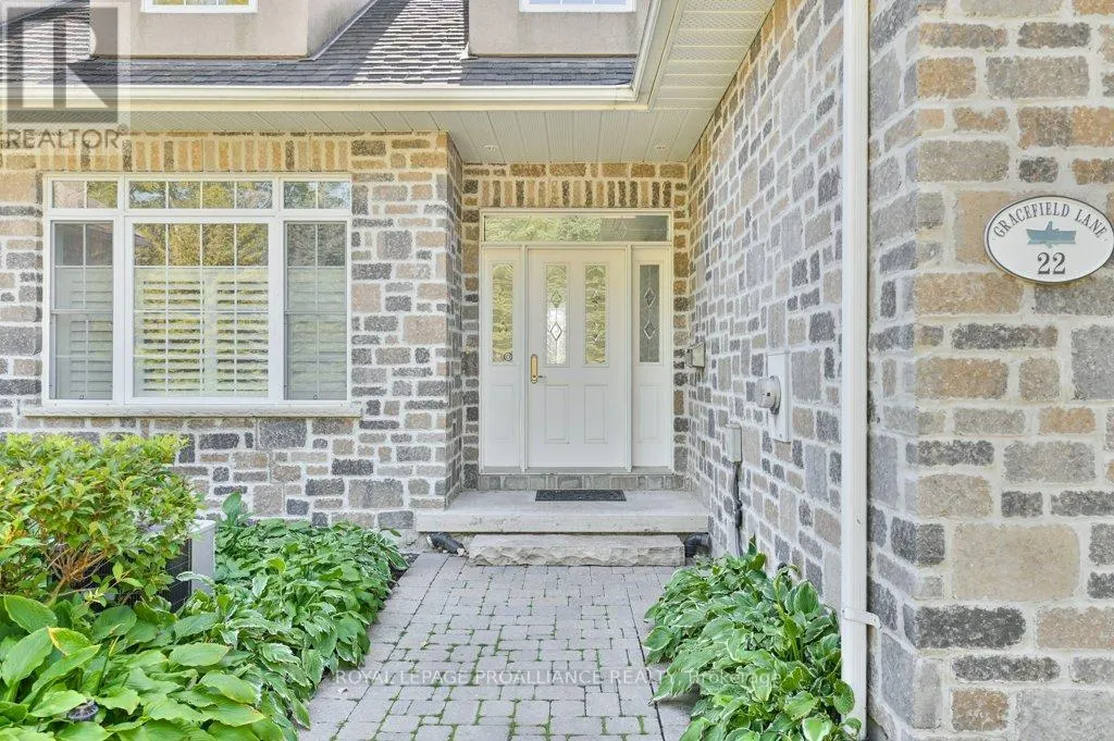22 GRACEFIELD LANE