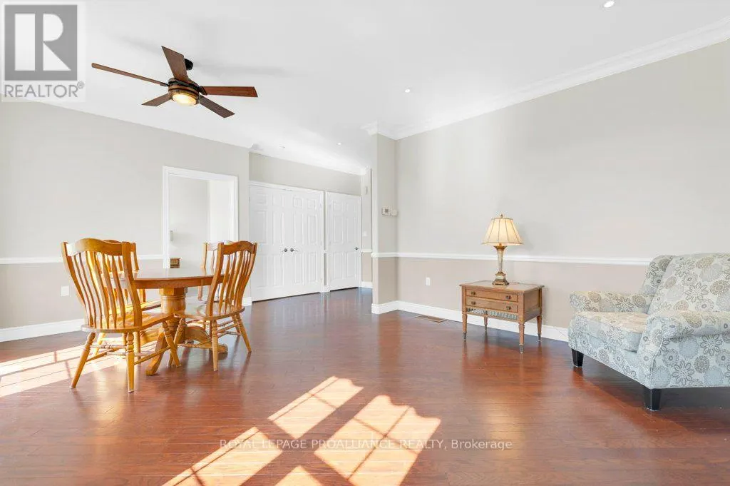 22 GRACEFIELD LANE