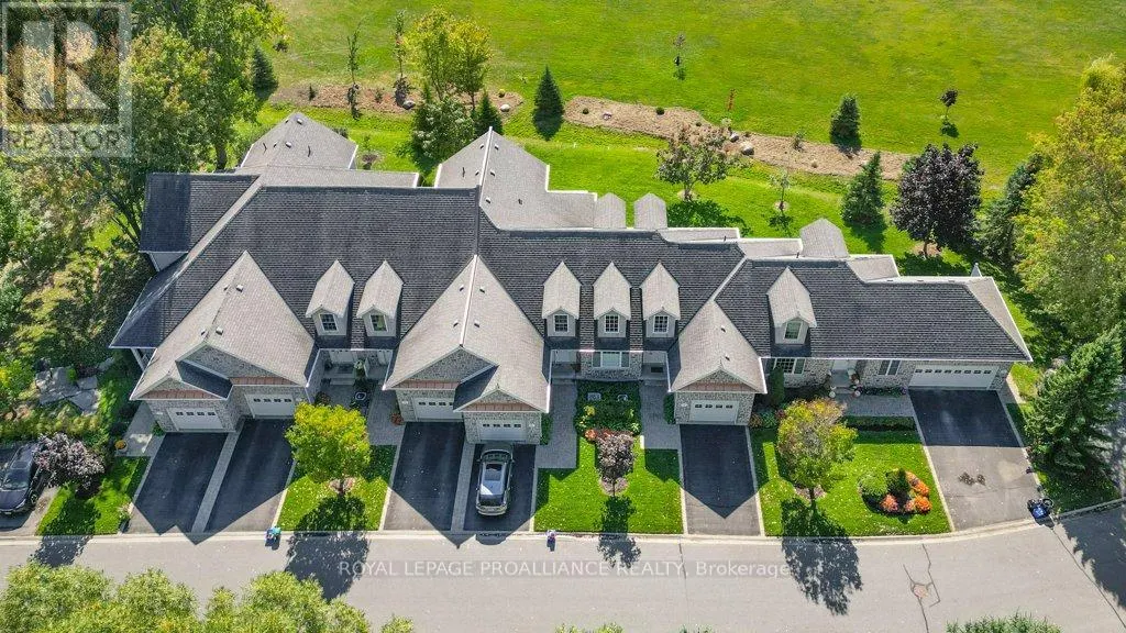 22 GRACEFIELD LANE