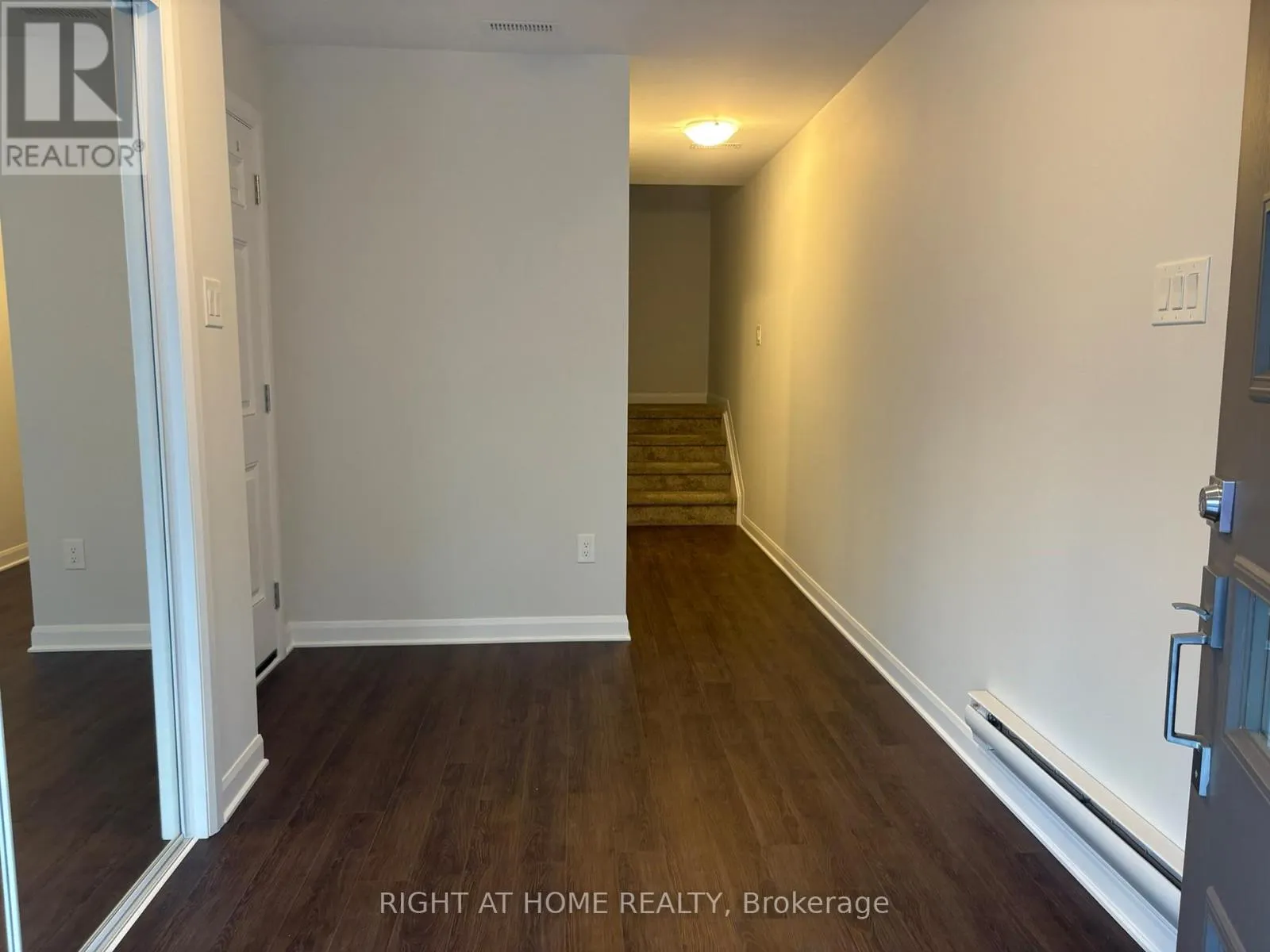 409 SILVERBERRY PRIVATE