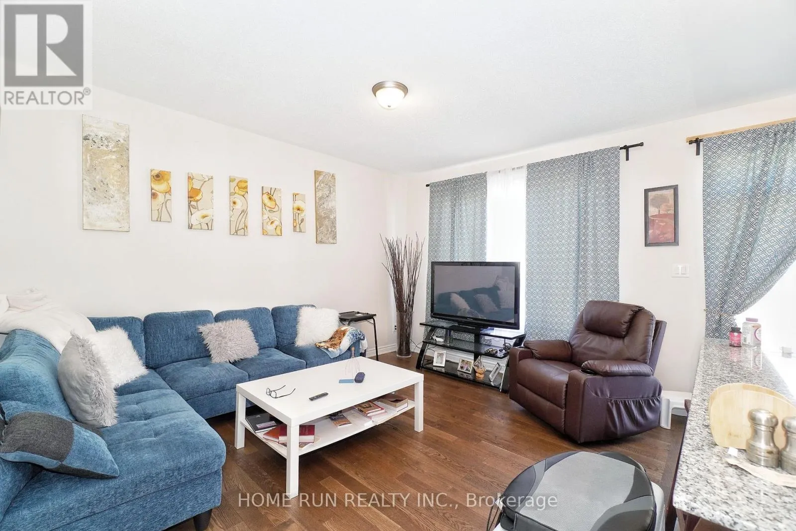 2337 WATERCOLOURS WAY