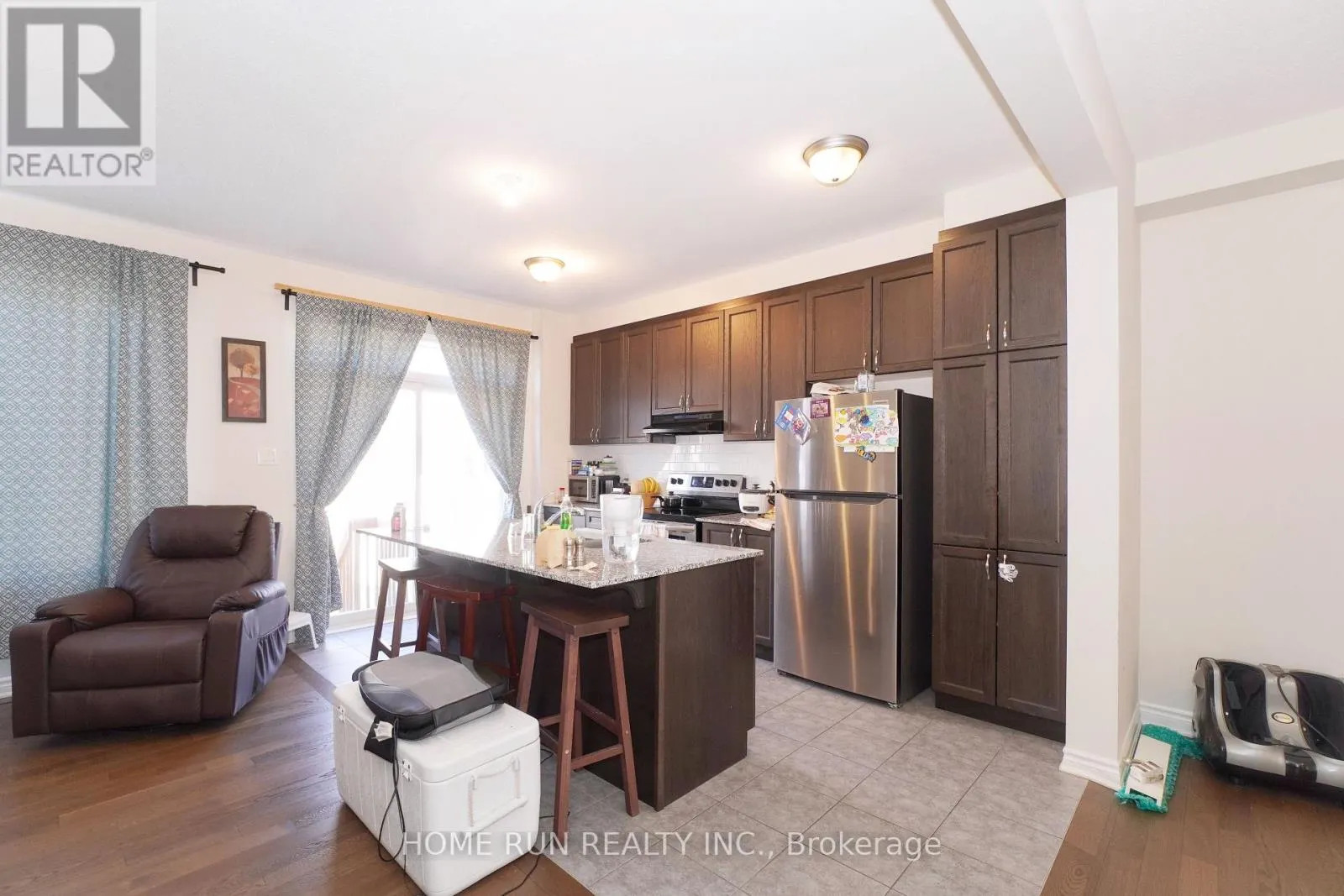 2337 WATERCOLOURS WAY