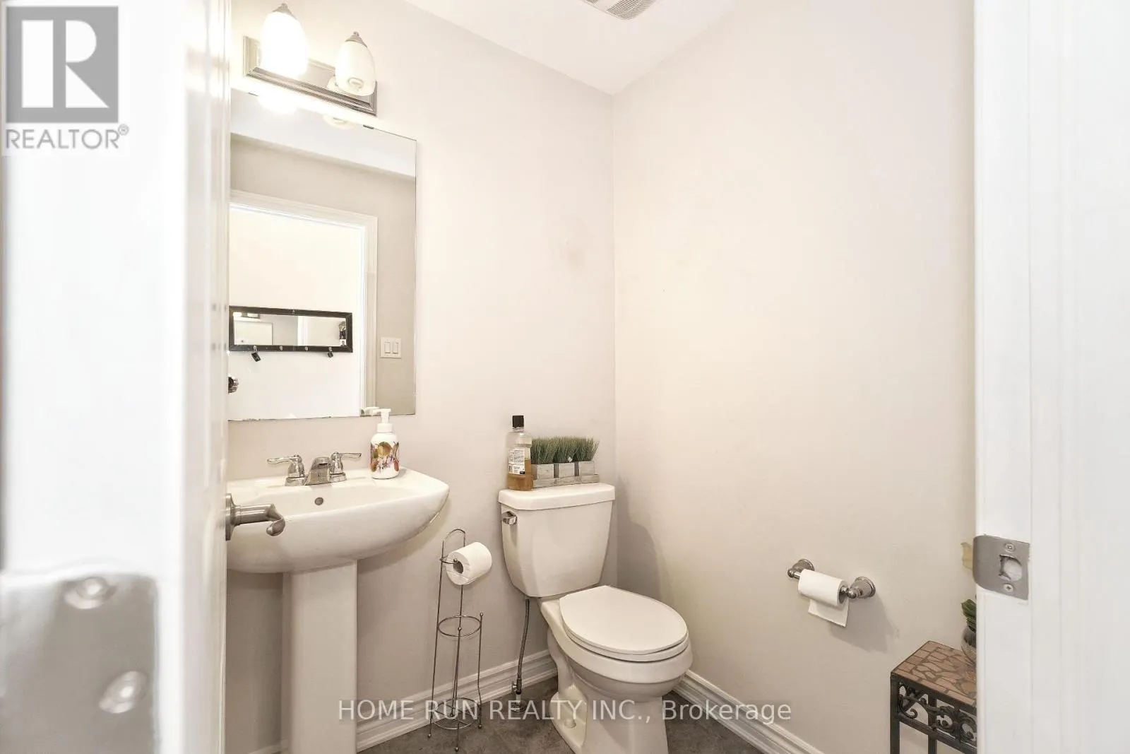 2337 WATERCOLOURS WAY