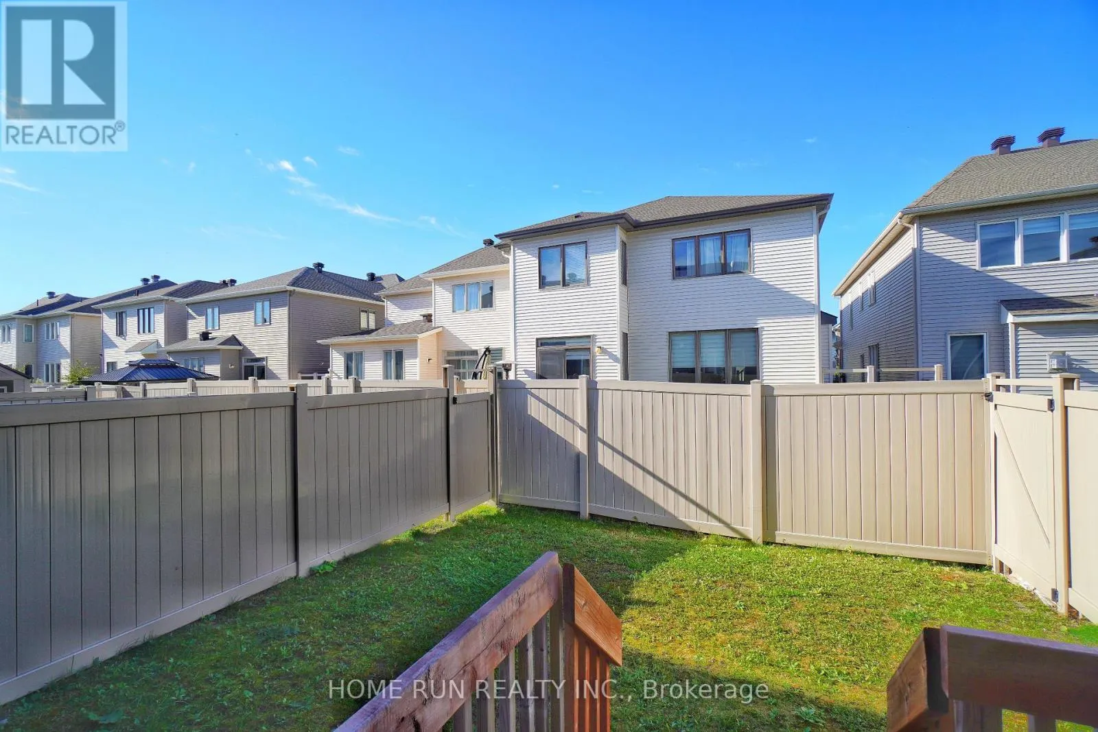 2337 WATERCOLOURS WAY