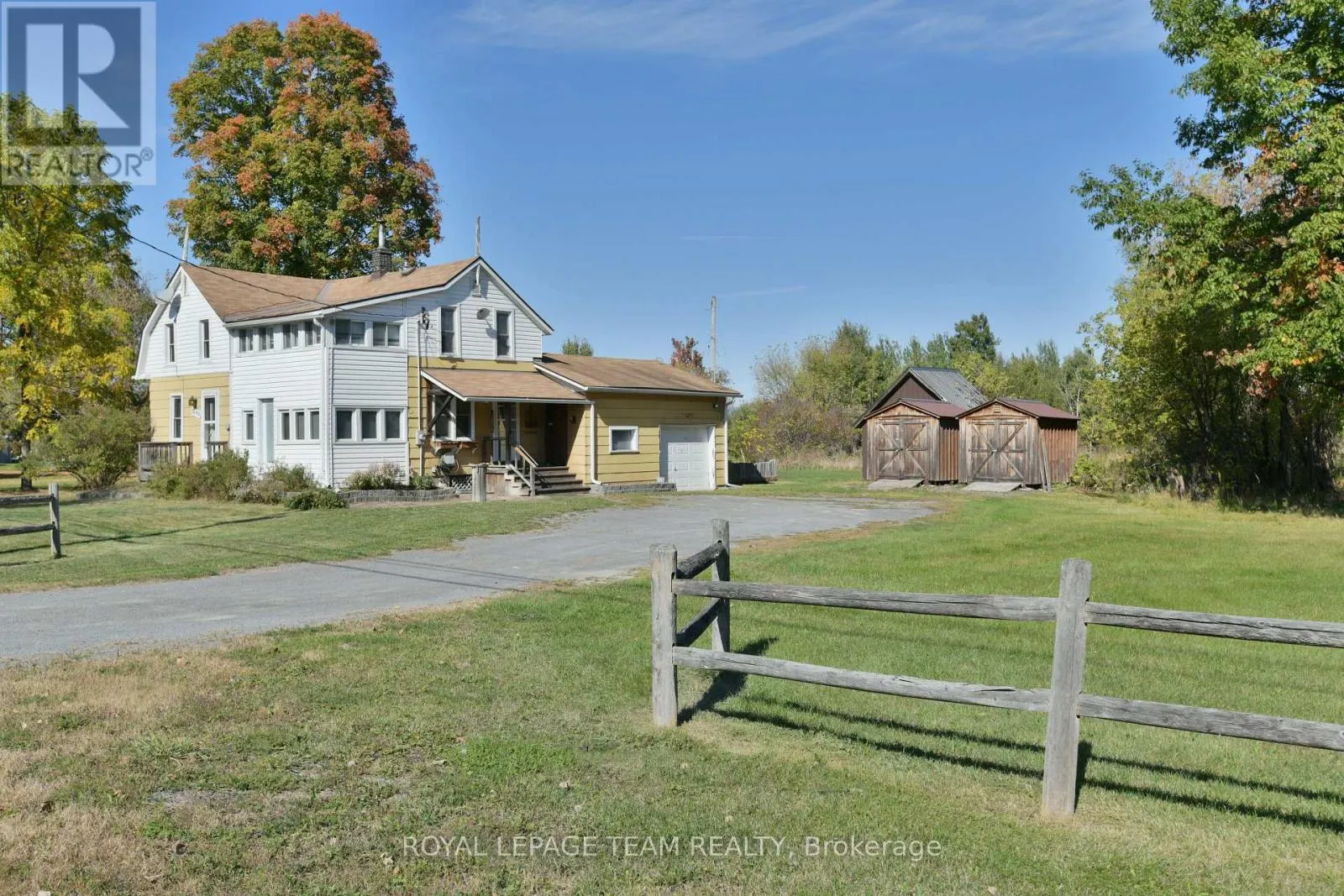 2692 DUNROBIN ROAD