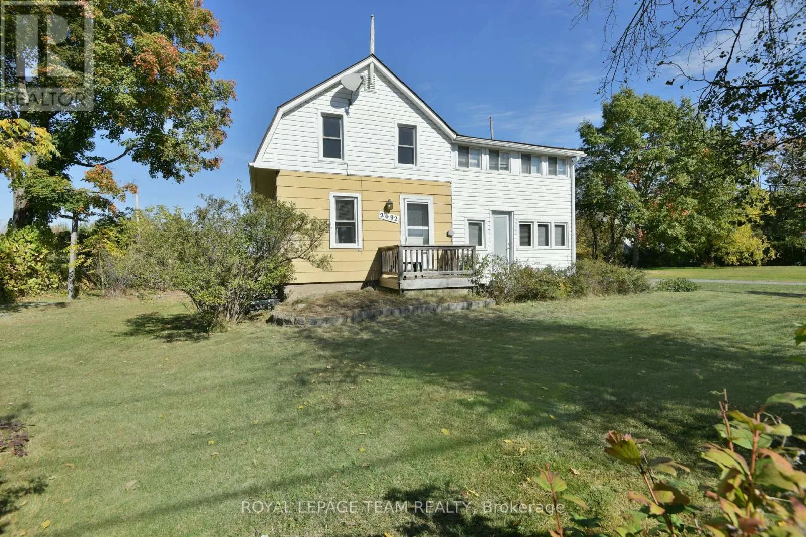 2692 DUNROBIN ROAD
