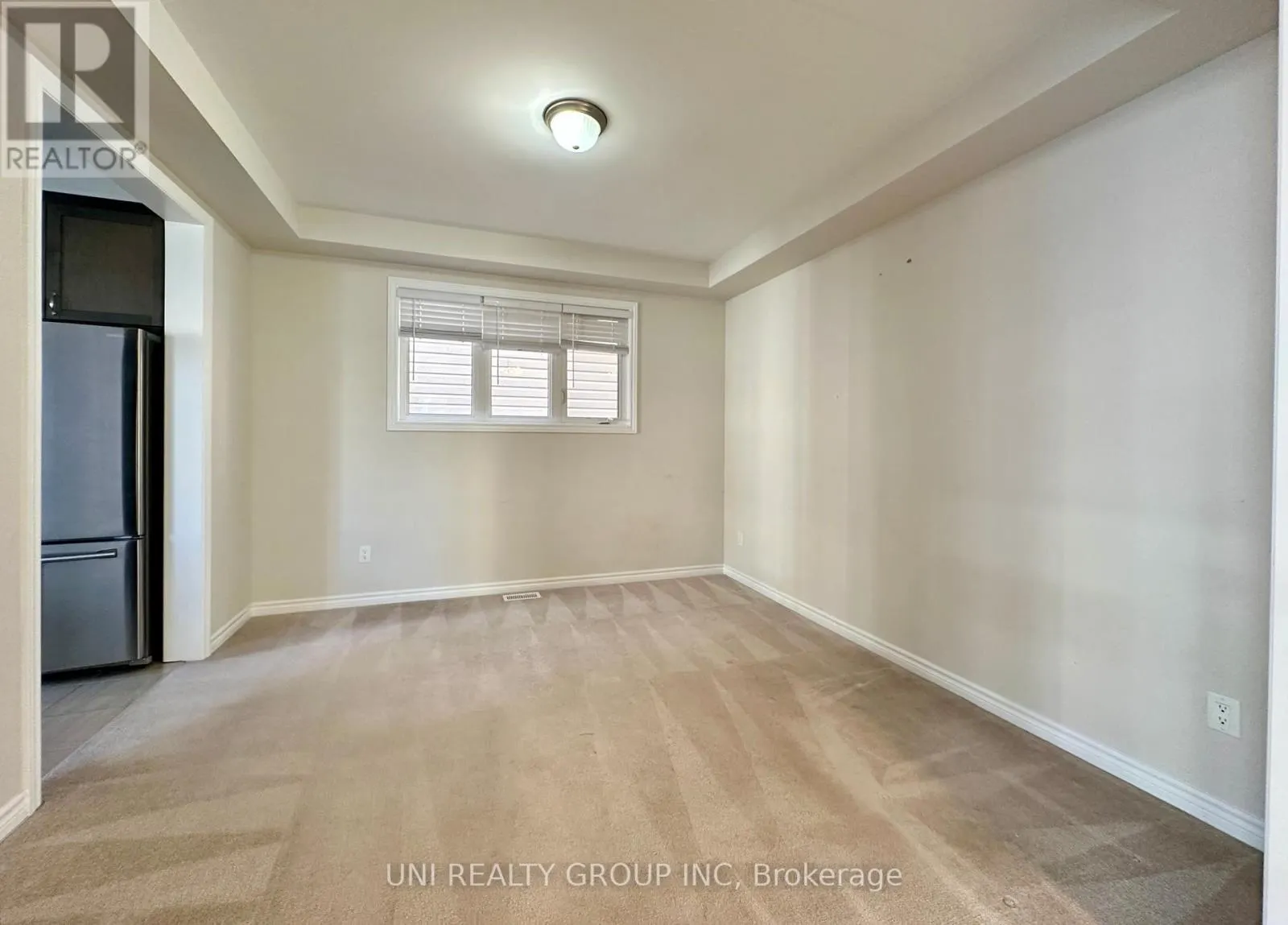 514 HONEYLOCUST AVENUE
