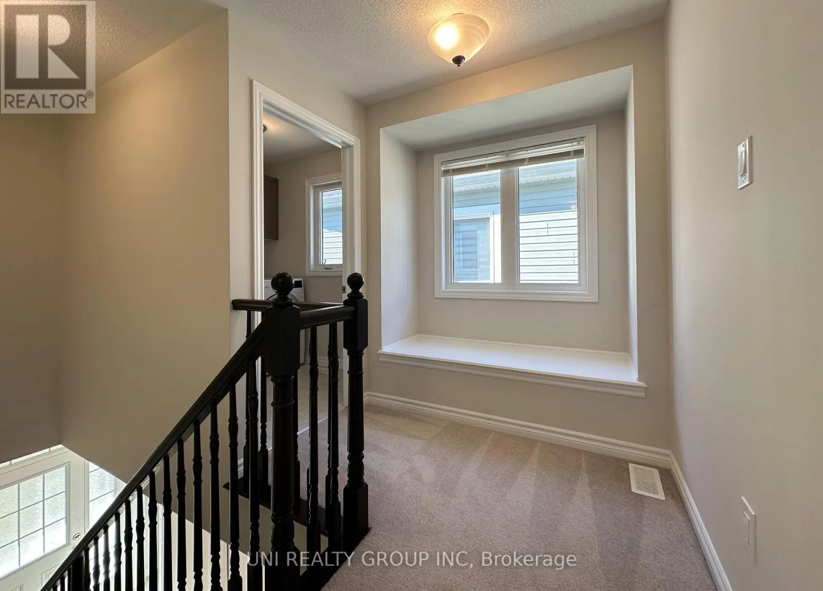 514 HONEYLOCUST AVENUE