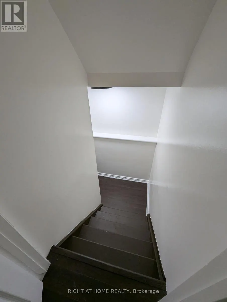 73 SKYVIEW DRIVE