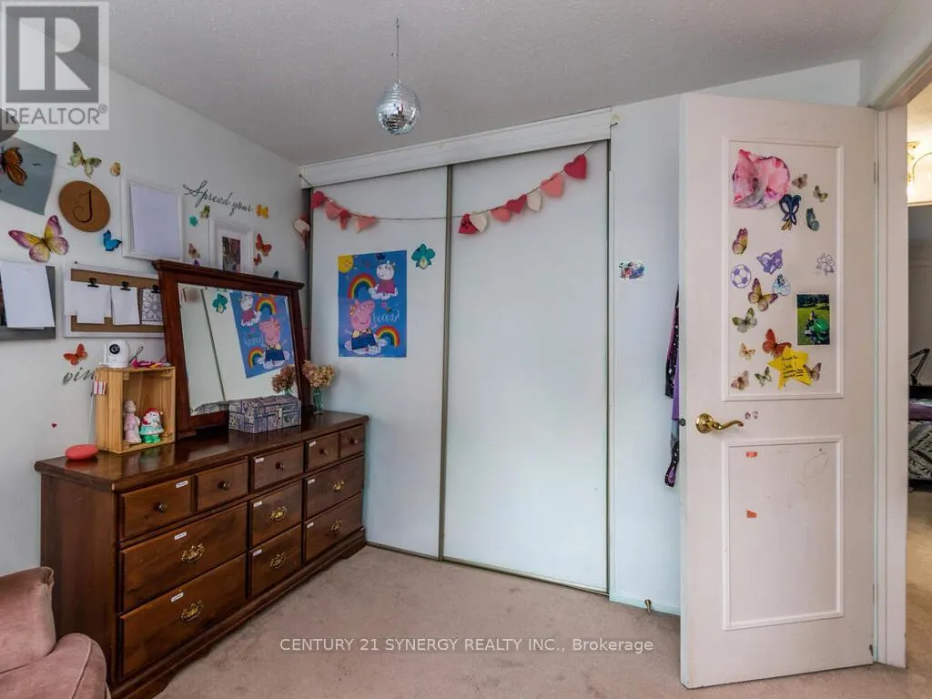 7 - 94 BUJOLD COURT